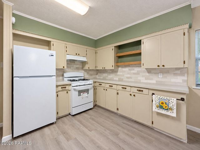 600 E Santa Clara Street, New Iberia, LA 70563