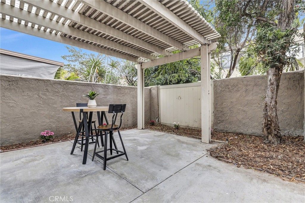 property-img