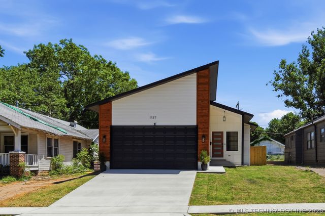 1137 S Xanthus Avenue, Tulsa, OK 74104