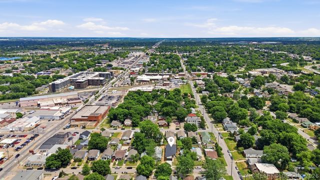 1137 S Xanthus Avenue, Tulsa, OK 74104