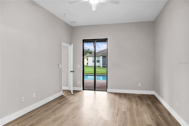 563 LAKE DAVENPORT CIRCLE, Davenport, FL 33837
