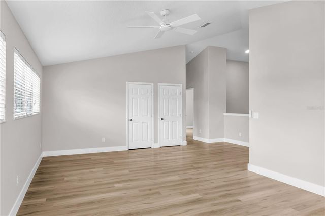 563 LAKE DAVENPORT CIRCLE, Davenport, FL 33837