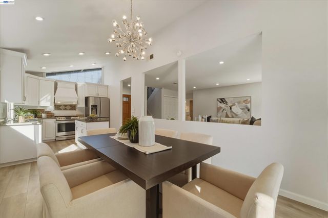 32471 Lake Ree St, Fremont, CA 94555