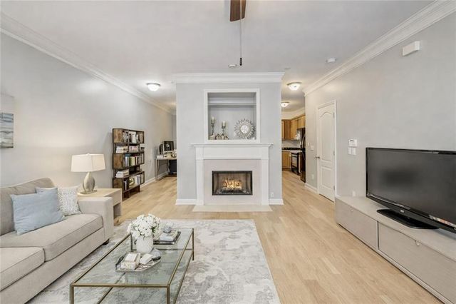 1204 Harris Commons Place, Roswell, GA 30076