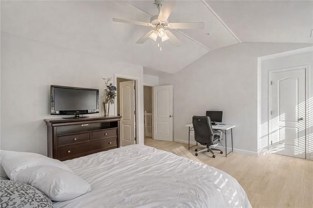 1204 Harris Commons Place, Roswell, GA 30076