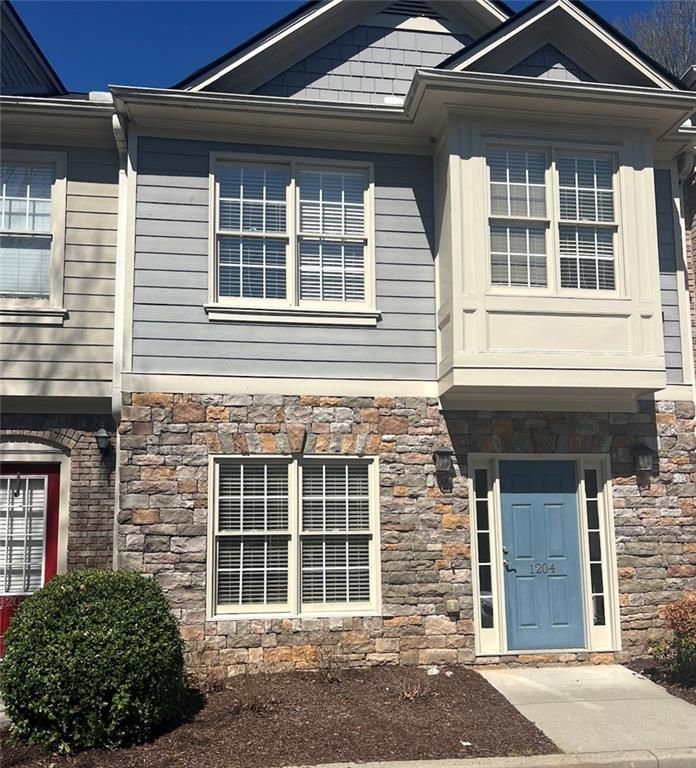 1204 Harris Commons Place, Roswell, GA 30076