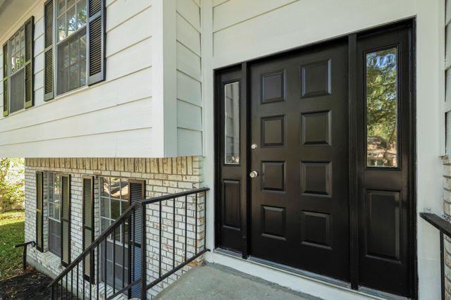 12 S Cypress Pine Drive, The Woodlands, TX 77381