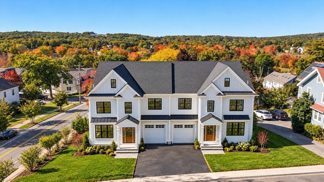 4 Crescent Rd 1, Needham, MA 02494