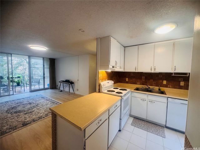 95-257 Waikalani Drive B402, Mililani, HI 96789