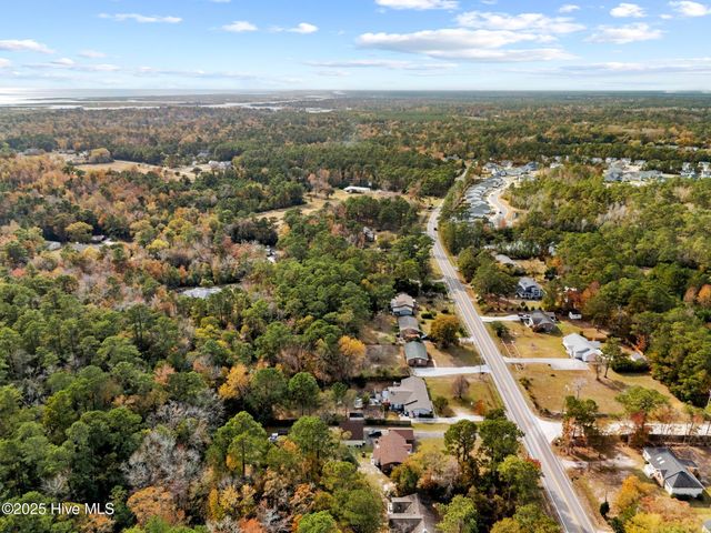 1462 Country Club Drive, Hampstead, NC 28443