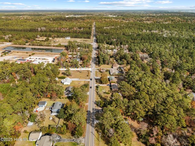 1462 Country Club Drive, Hampstead, NC 28443