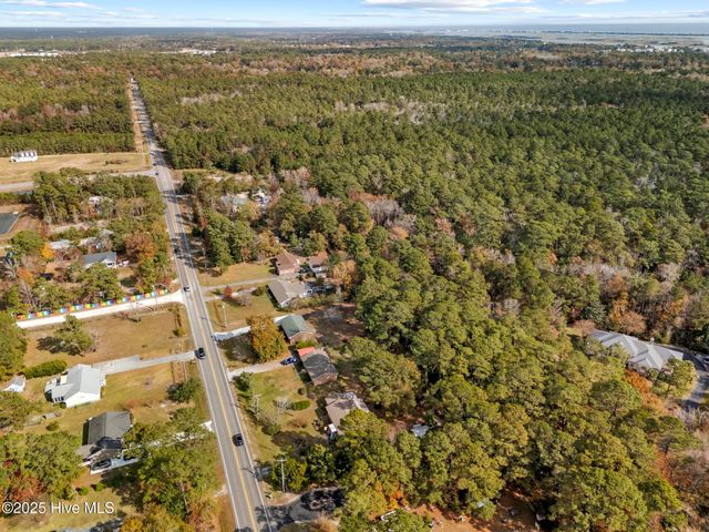 1462 Country Club Drive, Hampstead, NC 28443