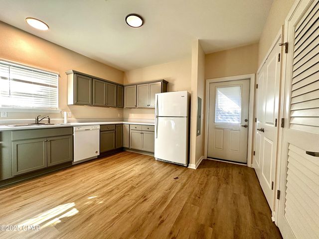 7825 Highway 90, Sneads, FL 32460