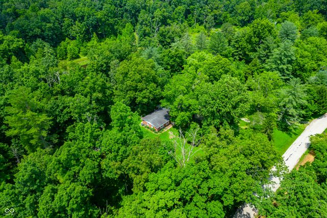 4654 Lower Schooner Road, Nashville, IN 47448