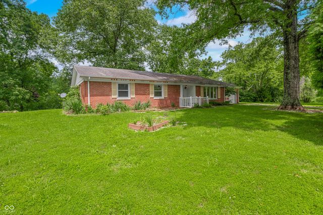 4654 Lower Schooner Road, Nashville, IN 47448