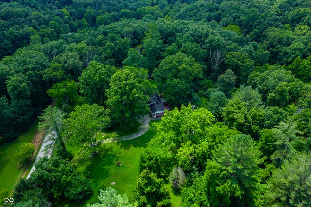 4654 Lower Schooner Road, Nashville, IN 47448