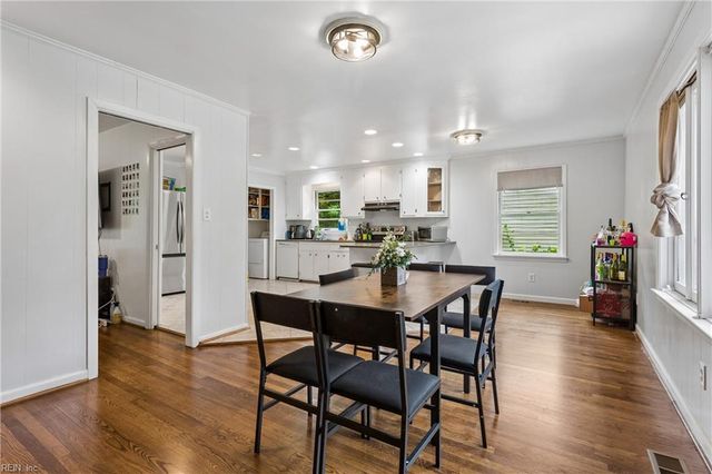 70 Sweetbriar DR, Newport News, VA 23606