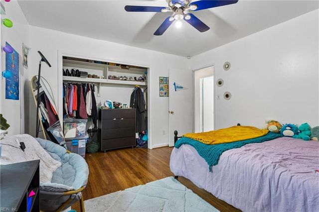 70 Sweetbriar DR, Newport News, VA 23606