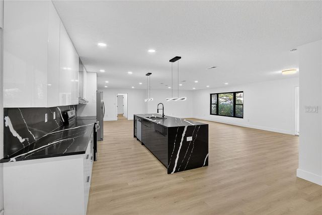 2512 BRUCKEN ROAD, Brandon, FL 33511