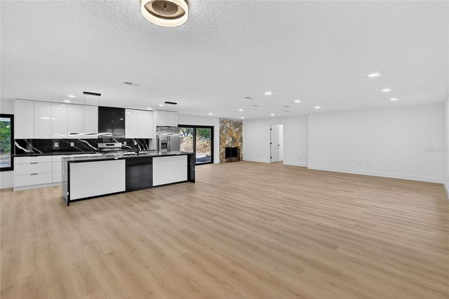 2512 BRUCKEN ROAD, Brandon, FL 33511