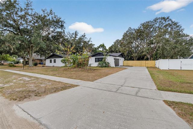 2512 BRUCKEN ROAD, Brandon, FL 33511