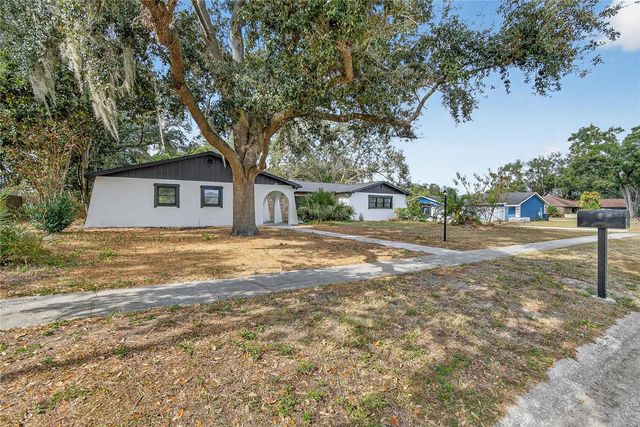 2512 BRUCKEN ROAD, Brandon, FL 33511