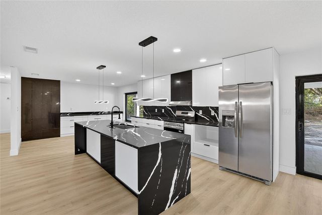 2512 BRUCKEN ROAD, Brandon, FL 33511