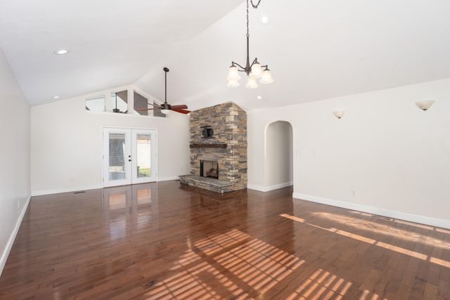 668 Arlis Avenue, Dayton, TN 37321