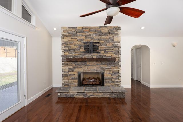 668 Arlis Avenue, Dayton, TN 37321