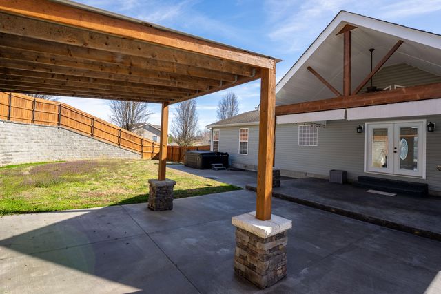 668 Arlis Avenue, Dayton, TN 37321