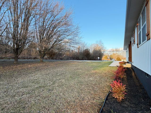 125 Norwood Road, Pikeville, TN 37367