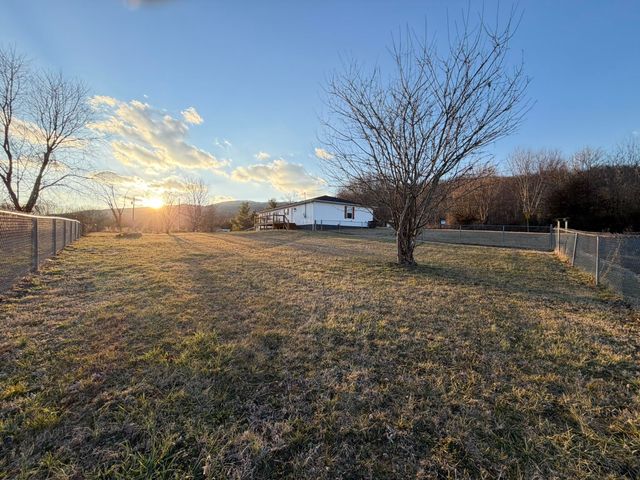 125 Norwood Road, Pikeville, TN 37367