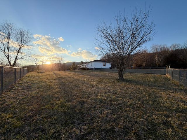 125 Norwood Road, Pikeville, TN 37367