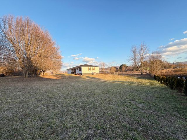 125 Norwood Road, Pikeville, TN 37367