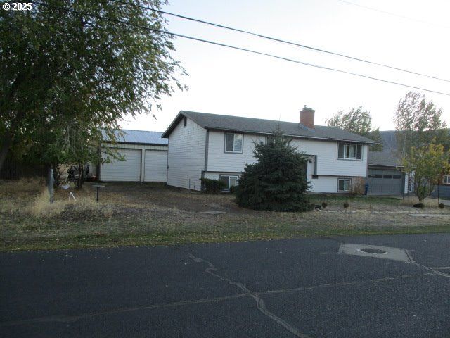 558 E FULTON St, Union, OR 97883