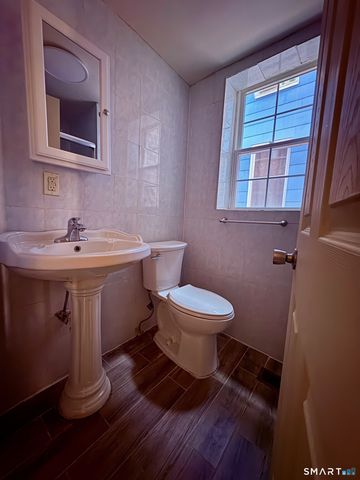 2 Read Street 3, New Haven, CT 06511