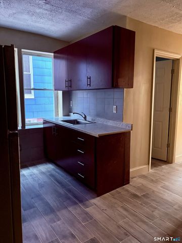 2 Read Street 3, New Haven, CT 06511