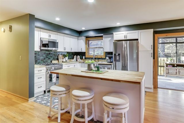 4054 Choctaw Trail, New Buffalo, MI 49117