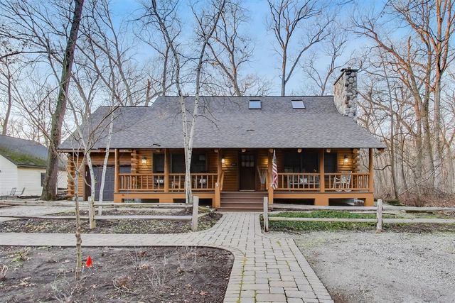 4054 Choctaw Trail, New Buffalo, MI 49117