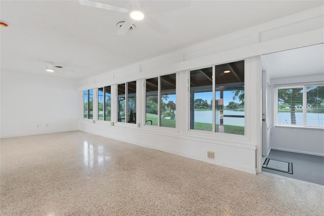 412 W SHADE DRIVE, Venice, FL 34293