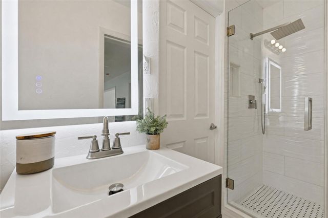 412 W SHADE DRIVE, Venice, FL 34293