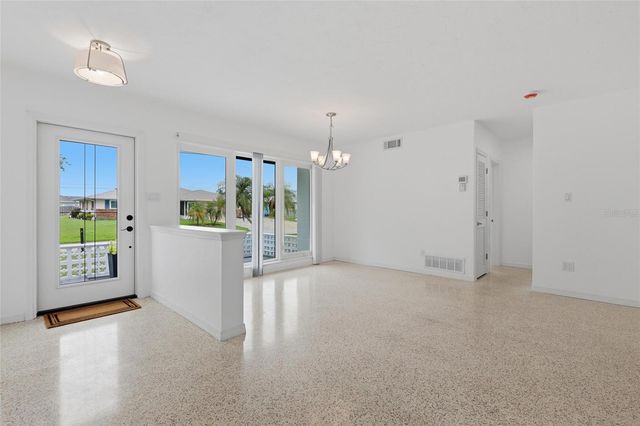 412 W SHADE DRIVE, Venice, FL 34293