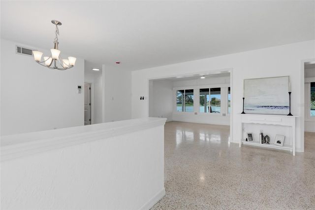 412 W SHADE DRIVE, Venice, FL 34293