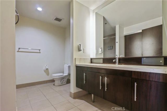 1100 S Hope 1505, Los Angeles, CA 90015