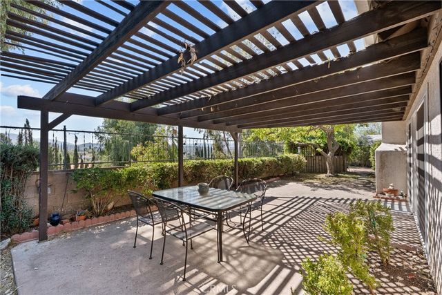 18826 Cabral, Canyon Country, CA 91351