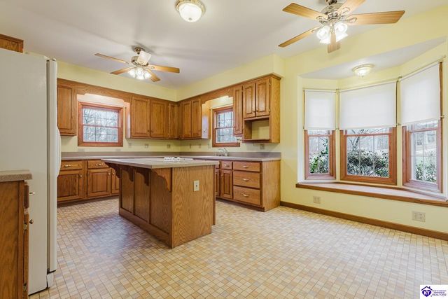 4691 St John Road, Elizabethtown, KY 42701