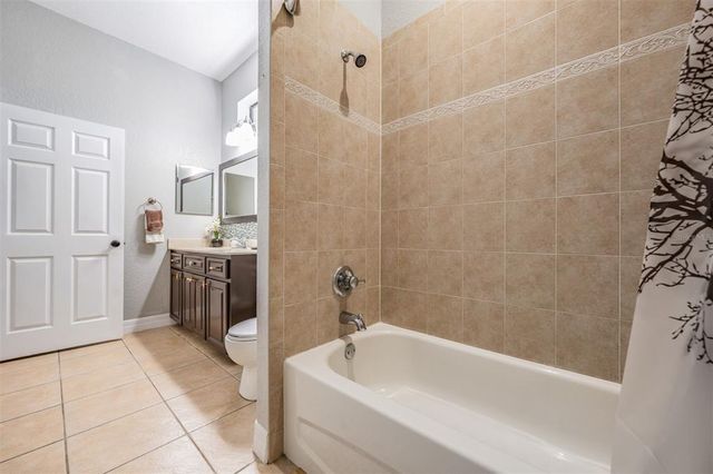 12306 WOODLANDS CIRCLE, Dade City, FL 33525