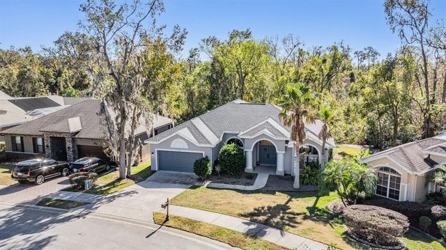 12306 WOODLANDS CIRCLE, Dade City, FL 33525