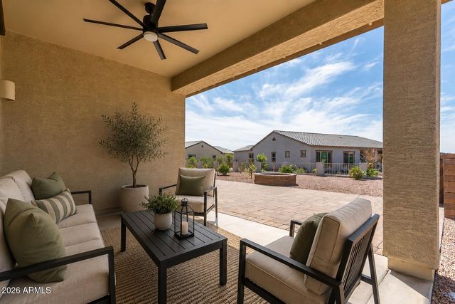 41899 W SAGEBRUSH Court, Maricopa, AZ 85138