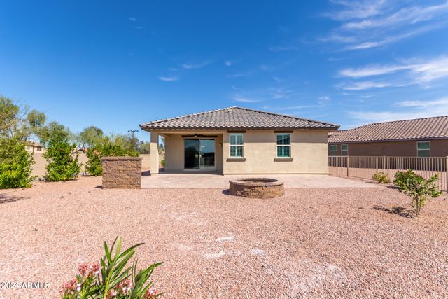 41899 W SAGEBRUSH Court, Maricopa, AZ 85138